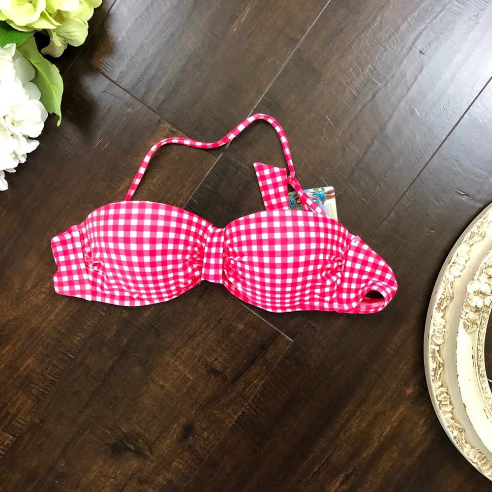 Stylish Red And White Checked Bikini Top Small NWT